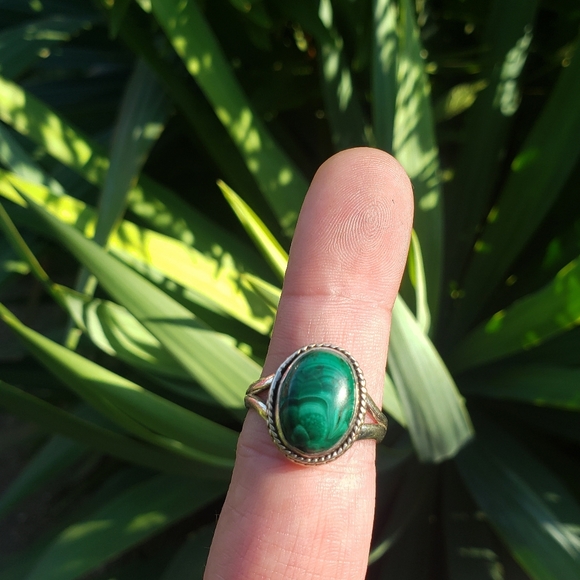 925 Malachite ring Sz. 9 - Picture 7 of 10